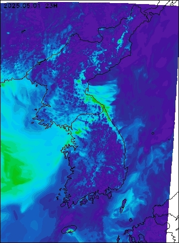 2025-05-01 23 : 00