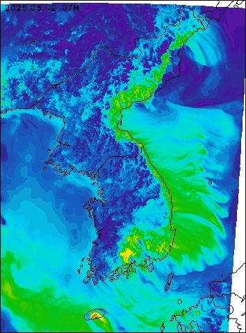 2025-05-02 07 : 00