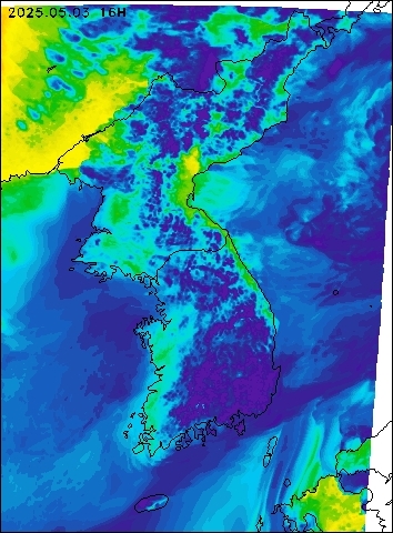 2025-05-03 16 : 00