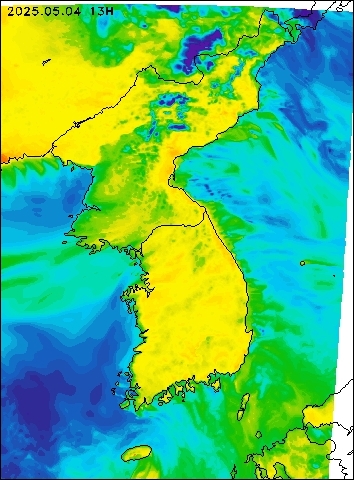 2025-05-04 13 : 00