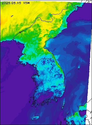 2025-05-15 15 : 00