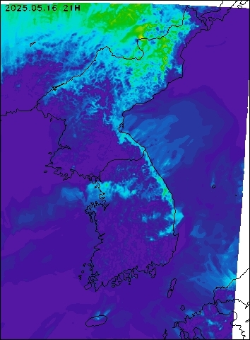 2025-05-16 21 : 00