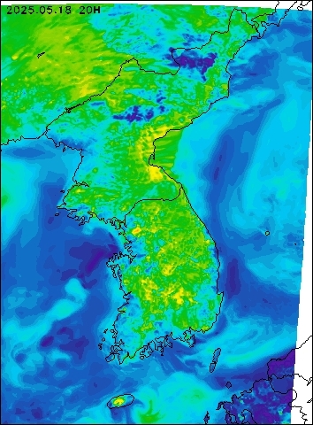 2025-05-18 20 : 00