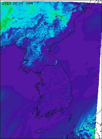 2025-06-16 09 : 00