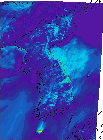 2025-06-17 05 : 00