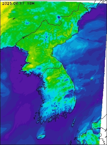 2025-06-17 18 : 00