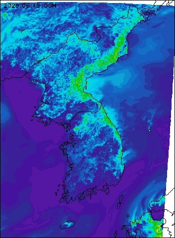 2025-06-18 00 : 00