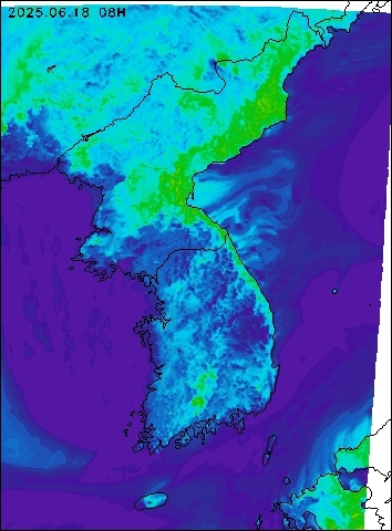 2025-06-18 08 : 00