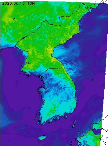 2025-06-18 10 : 00
