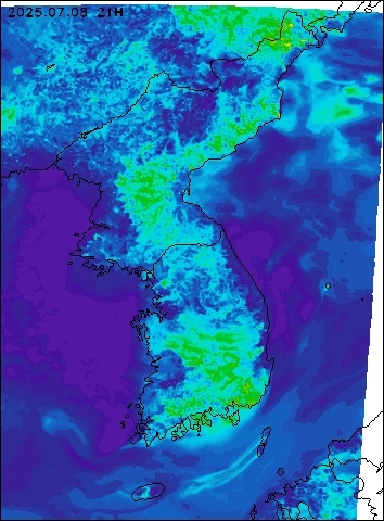 2025-07-08 21 : 00