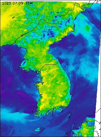 2025-07-09 15 : 00