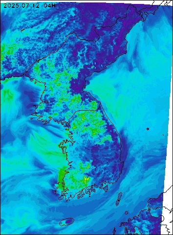 2025-07-12 04 : 00