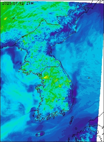 2025-07-12 21 : 00