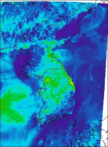 2025-07-13 21 : 00