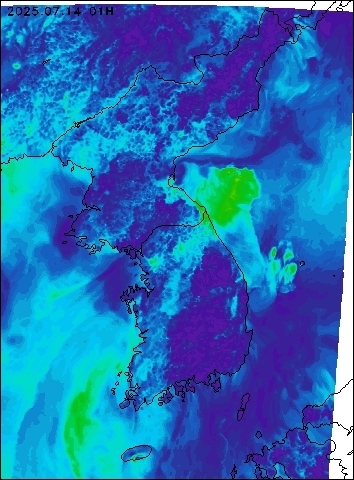 2025-07-14 01 : 00