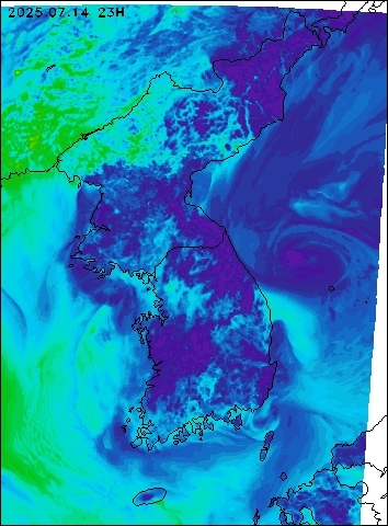 2025-07-14 23 : 00