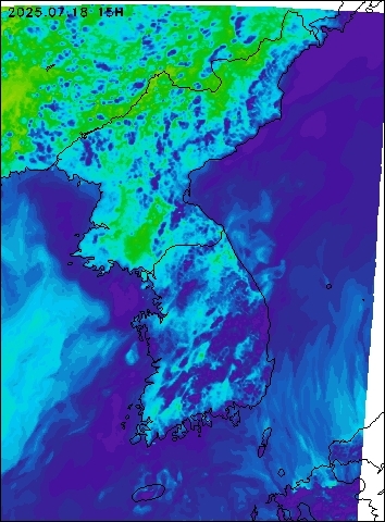 2025-07-18 15 : 00