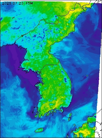 2025-07-23 15 : 00