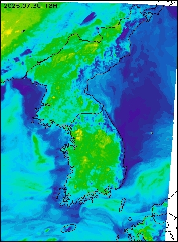 2025-07-30 18 : 00