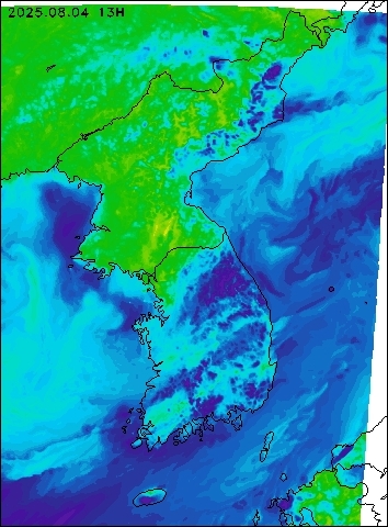 2025-08-04 13 : 00