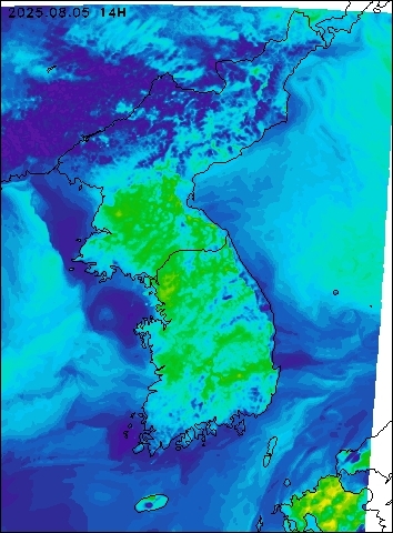 2025-08-05 14 : 00
