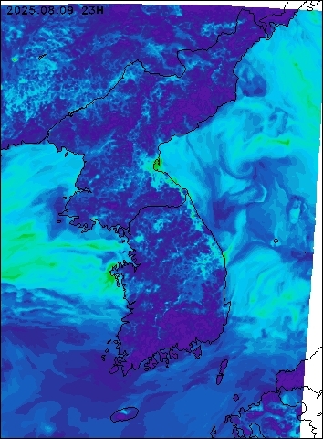 2025-08-09 23 : 00