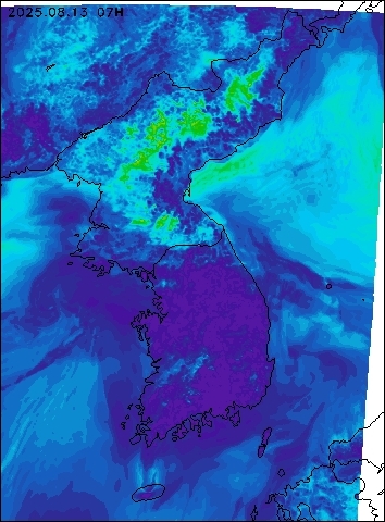 2025-08-13 07 : 00