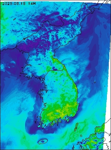 2025-08-18 14 : 00