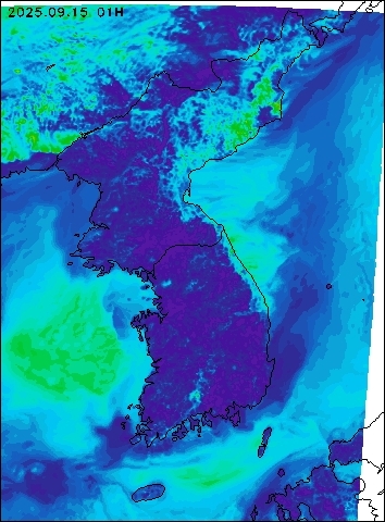 2025-09-15 01 : 00