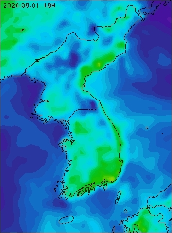 2026-08-01 18 : 00