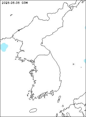 2025-05-05 03 : 00
