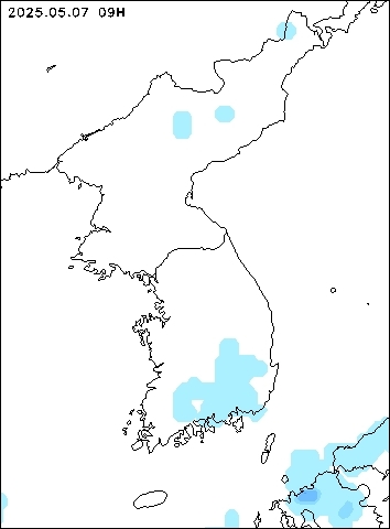 2025-05-07 09 : 00