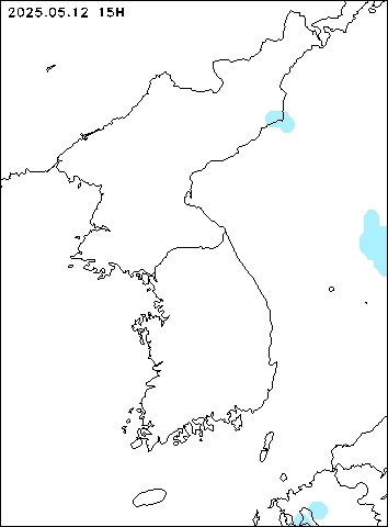 2025-05-12 15 : 00