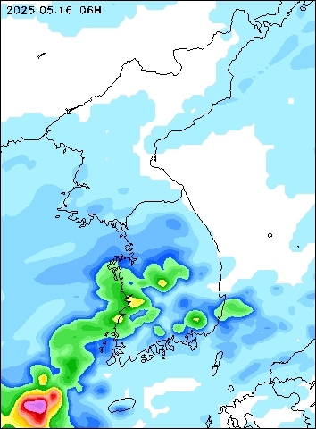 2025-05-16 06 : 00