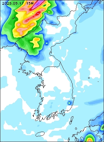 2025-05-17 15 : 00