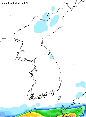 2025-06-12 03 : 00
