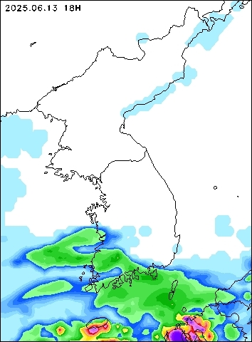 2025-06-13 18 : 00