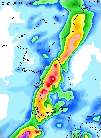 2025-06-16 03 : 00