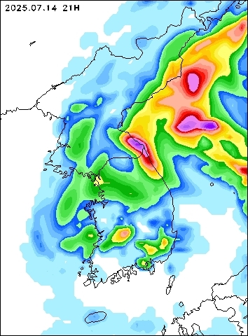 2025-07-14 21 : 00