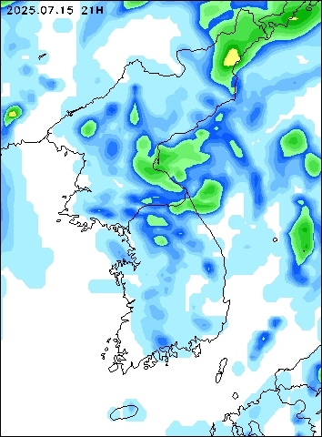 2025-07-15 21 : 00