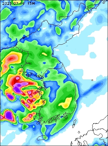 2025-07-16 15 : 00
