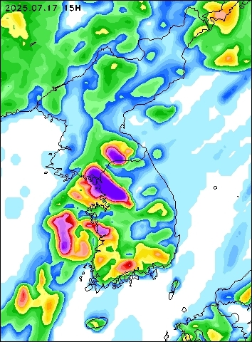 2025-07-17 15 : 00