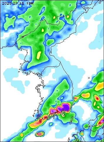 2025-07-18 18 : 00