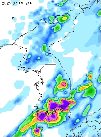 2025-07-18 21 : 00