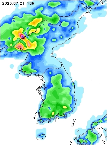 2025-07-21 18 : 00