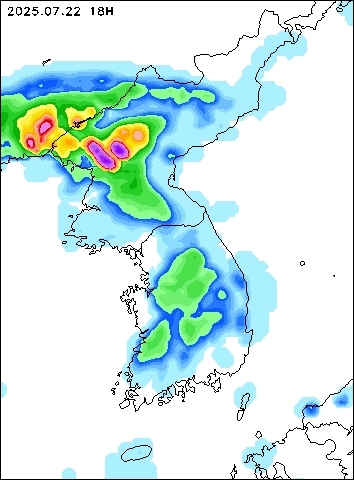 2025-07-22 18 : 00