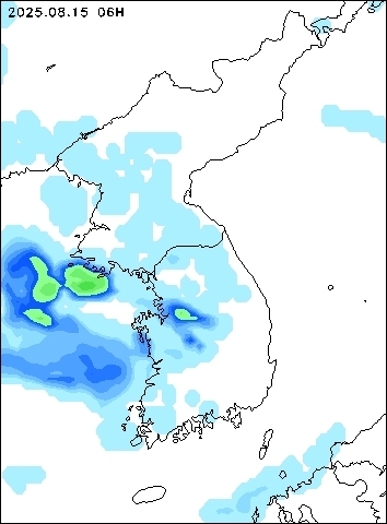 2025-08-15 06 : 00
