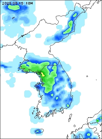 2025-08-15 18 : 00