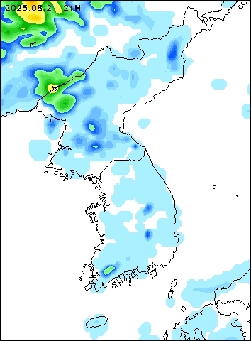 2025-08-21 21 : 00