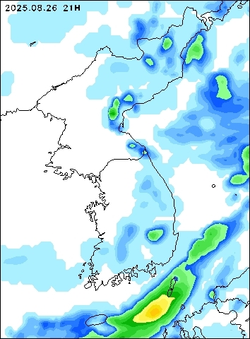 2025-08-26 21 : 00